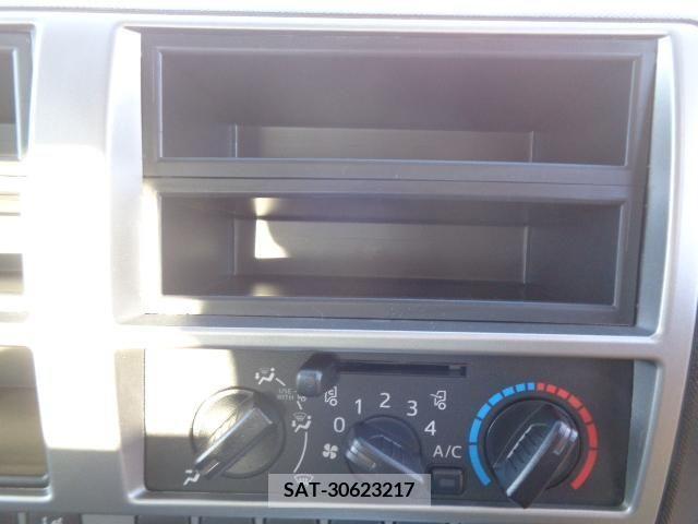 Hino DUTRO 2024-02 249103-23