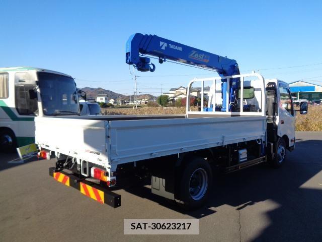 Hino DUTRO 2024-02 249103-4