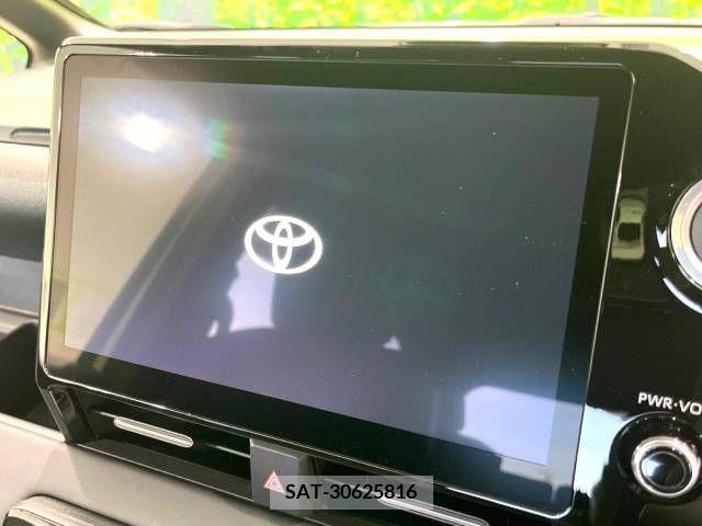 Toyota VOXY 2023-04 206333-2
