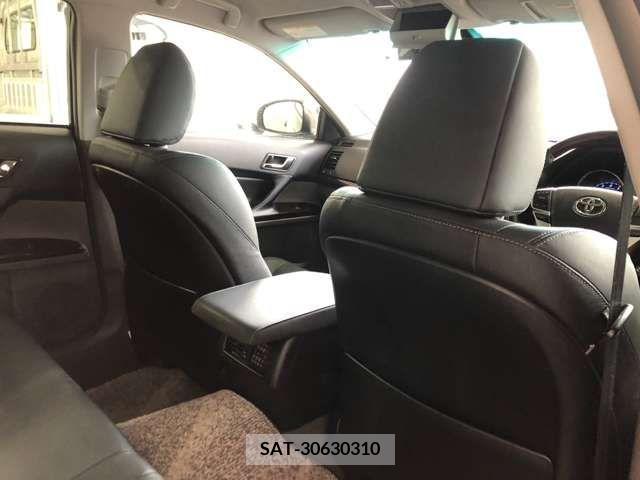 Toyota MARK X 2012-02 276287-16