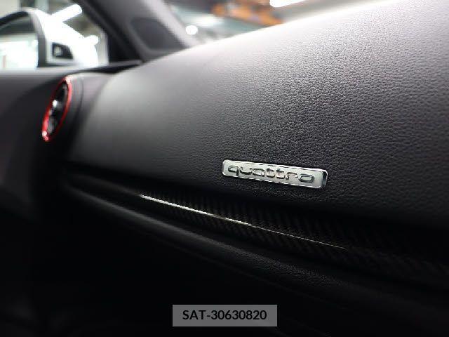 Audi S3 2018-07 222498-9