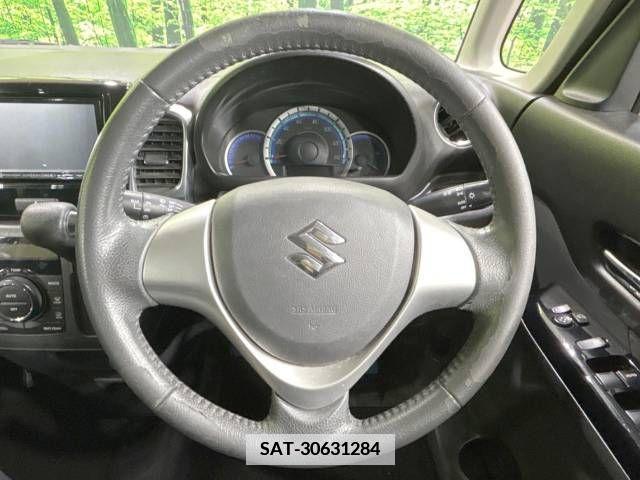 Suzuki SPACIA 2013-06 384468-11