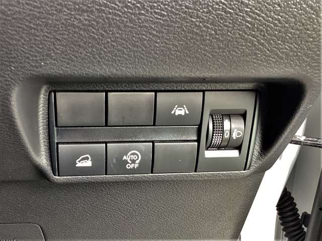 Mitsubishi EK X 2021-11 19322-7