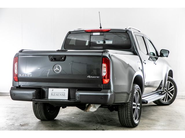 Mercedes Benz X-CLASS 2018-12 25016-2