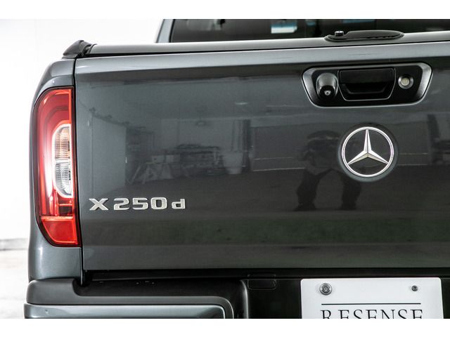 Mercedes Benz X-CLASS 2018-12 25016-18