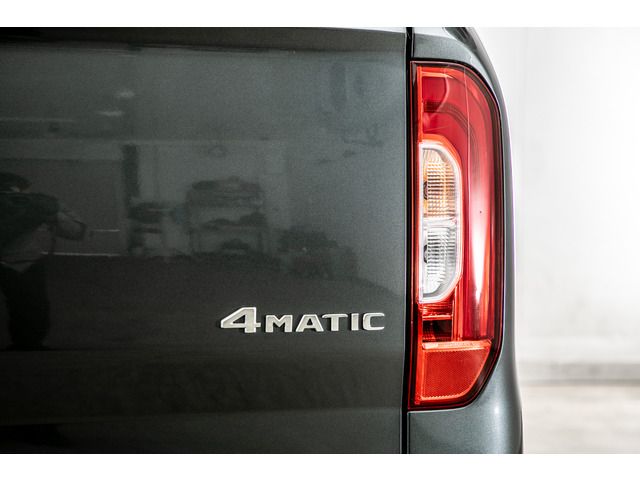 Mercedes Benz X-CLASS 2018-12 25016-17