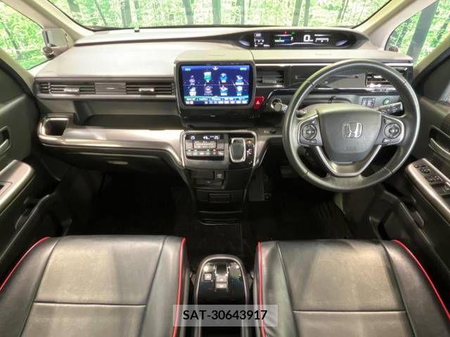 Honda STEP WGN 2017-12 324702-1