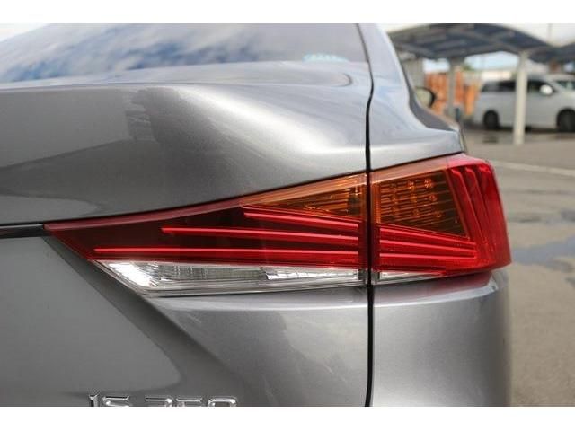 Lexus IS 2016-12 4128-6