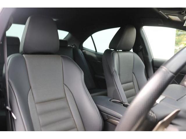 Lexus IS 2016-12 4128-12