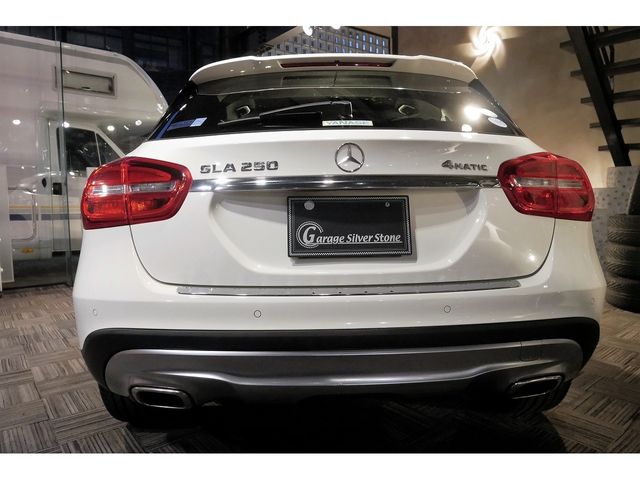 Mercedes Benz GLA-CLASS 2014-09 4221-2
