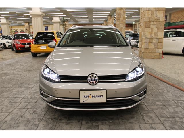 VolksWagen GOLF VARIANT 2020-09 9702-22