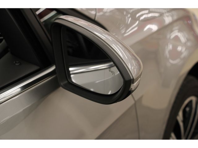 VolksWagen GOLF VARIANT 2020-09 9702-18