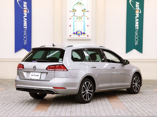 VolksWagen GOLF VARIANT 2020-09 9702-2