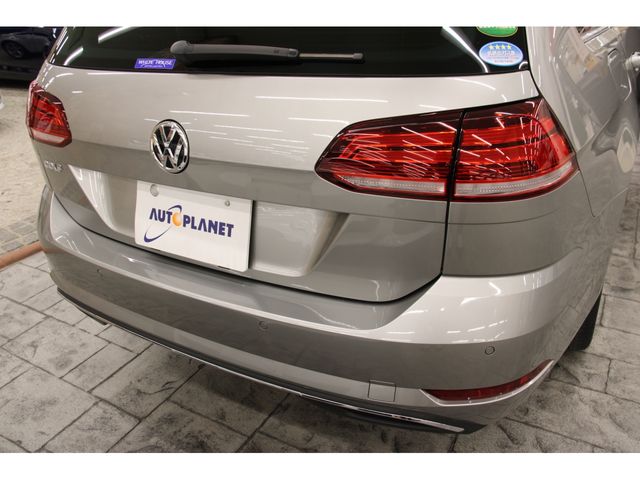 VolksWagen GOLF VARIANT 2020-09 9702-21
