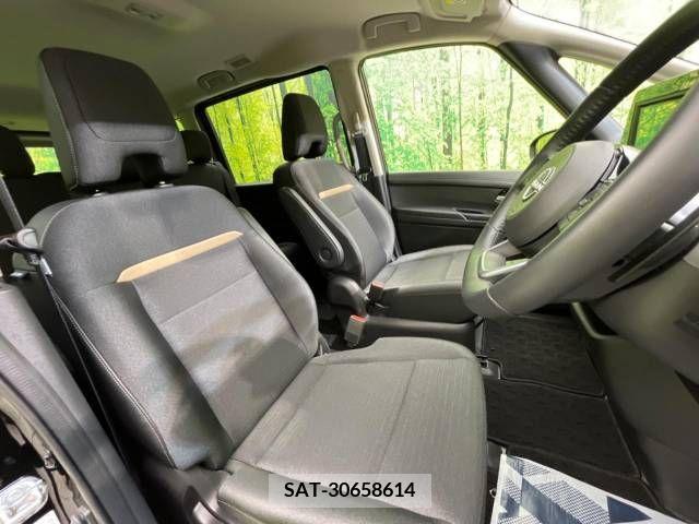 Nissan SERENA 2023-03 205919-8