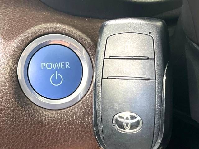 Toyota YARIS CROSS 2022-08 10940-6