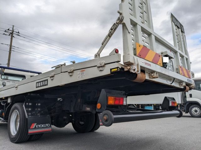 Mitsubishi CANTER 2018-05 187523-7