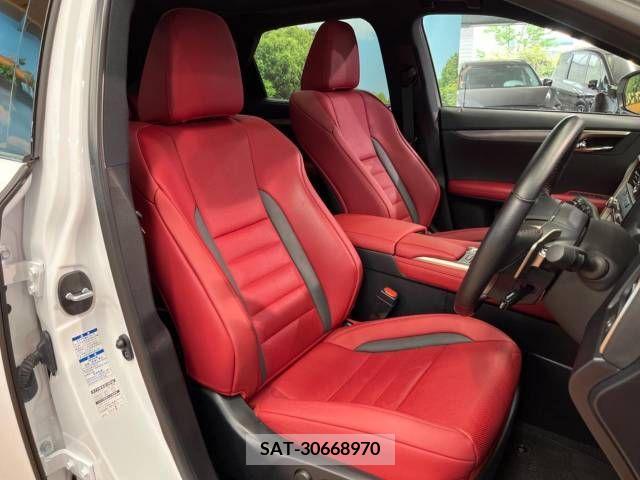 Lexus RX 2021-05 388263-11