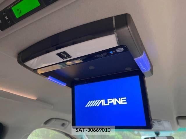 Toyota VELLFIRE 2013-02 215014-4