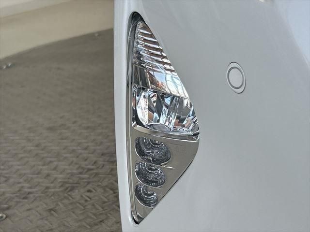 Toyota PRIUS 2016-05 17449-11