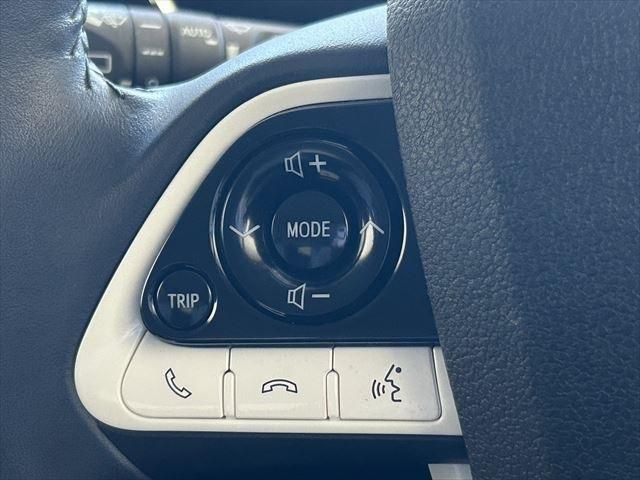 Toyota PRIUS 2016-05 17449-29