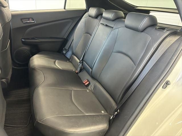 Toyota PRIUS 2016-05 17449-22