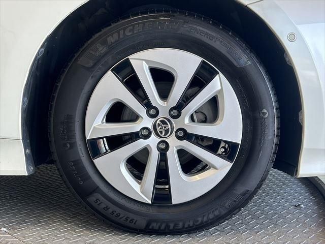 Toyota PRIUS 2016-05 17449-14