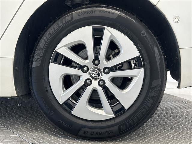 Toyota PRIUS 2016-05 17449-17
