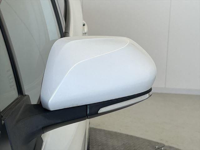 Toyota PRIUS 2016-05 17449-12
