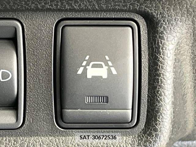 Nissan NOTE 2016-07 251655-5