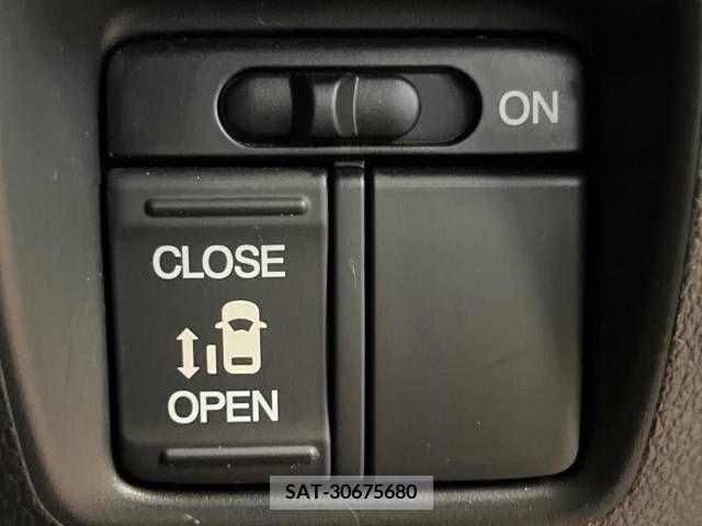 Honda N BOX CUSTOM 2016-03 364991-2