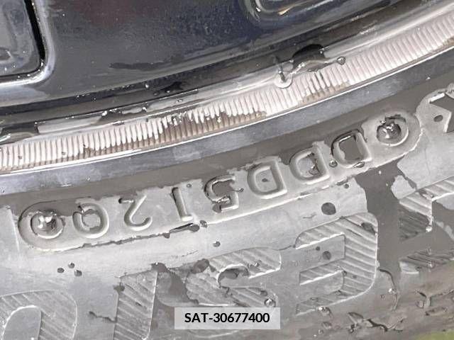 Toyota PRIUS 2021-02 335711-19