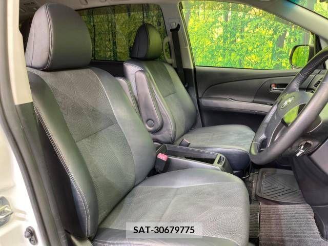 Toyota ESTIMA 2015-08 378711-8