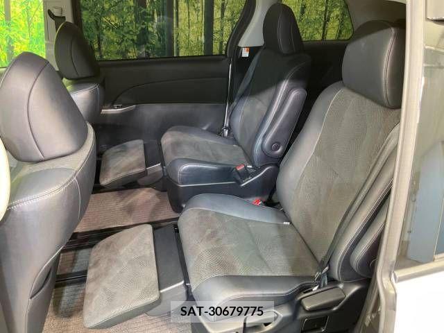 Toyota ESTIMA 2015-08 378711-9