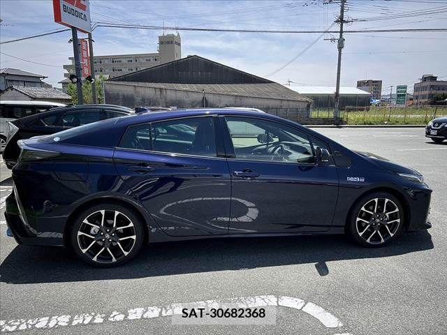 Toyota PRIUS PHV 2020-02 282564-11