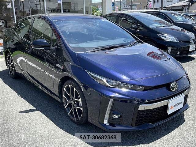Toyota PRIUS PHV 2020-02 282564-9