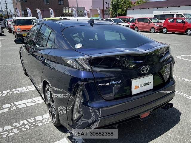Toyota PRIUS PHV 2020-02 282564-14