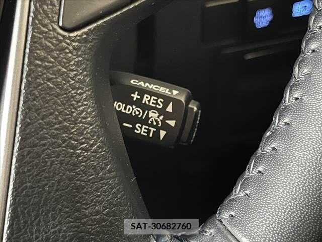 Toyota ALPHARD 2021-09 281110-5