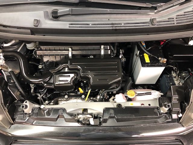 Daihatsu MOVE CUSTOM 2018-04 9210-27