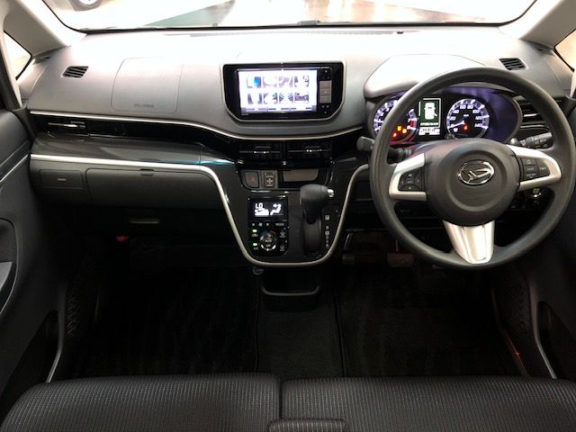 Daihatsu MOVE CUSTOM 2018-04 9210-1