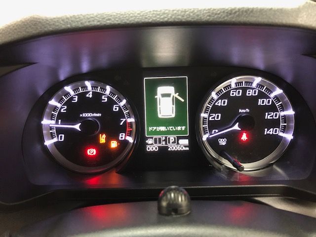 Daihatsu MOVE CUSTOM 2018-04 9210-7