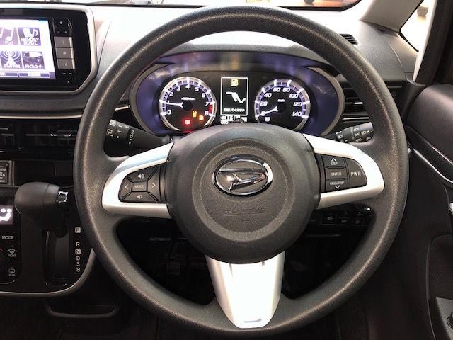Daihatsu MOVE CUSTOM 2018-04 9210-13