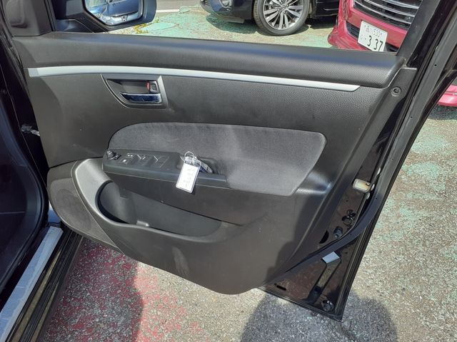 Suzuki SWIFT 2015-10 13621-26