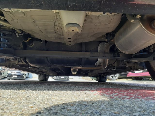 Suzuki SWIFT 2015-10 13621-11