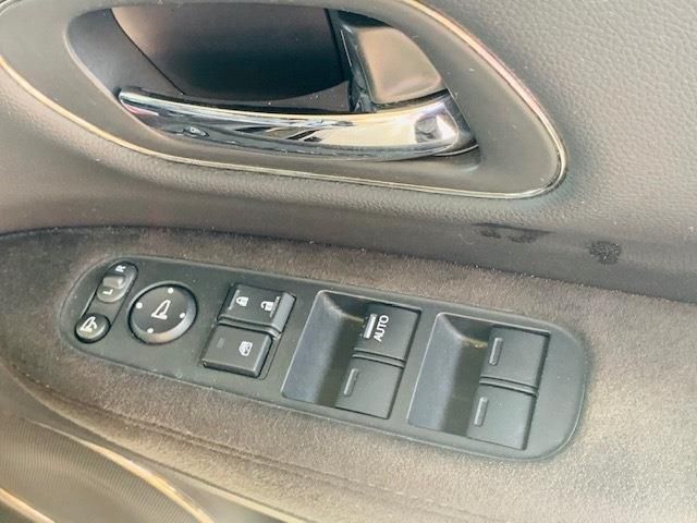 Honda VEZEL 2018-02 315-16