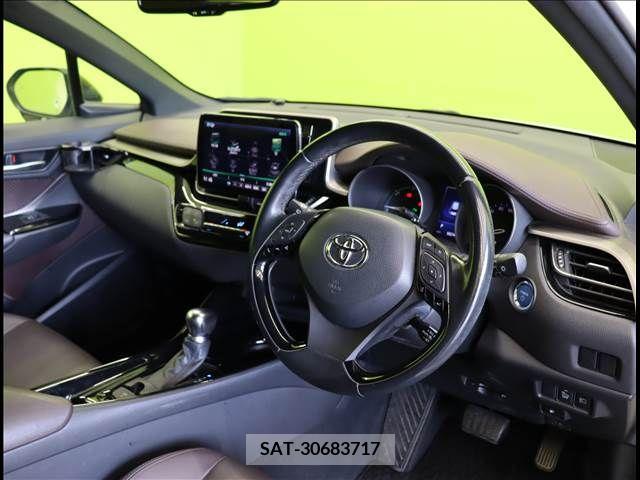 Toyota VELLFIRE 2017-01 216210-18