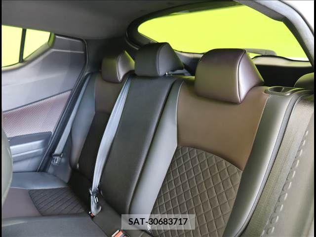 Toyota VELLFIRE 2017-01 216210-26