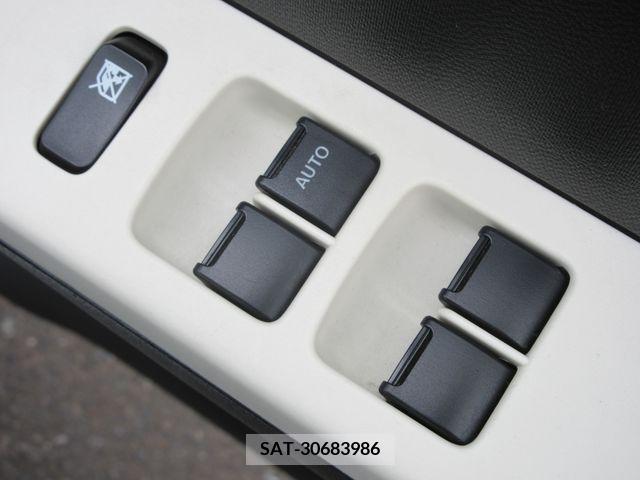 Mazda CAROL 2018-05 343594-8