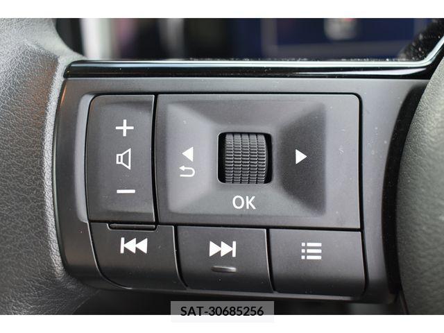 Nissan NOTE 2021-08 215568-5