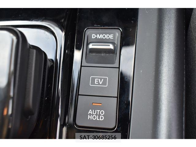 Nissan NOTE 2021-08 215568-12